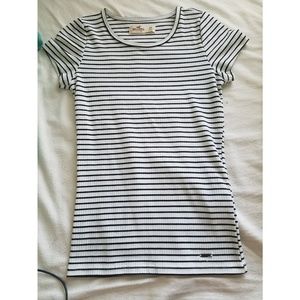 Hollister T-Shirt